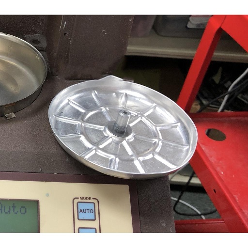 [26677000] Moisture Balance Weighing Pan/Retainer Pan